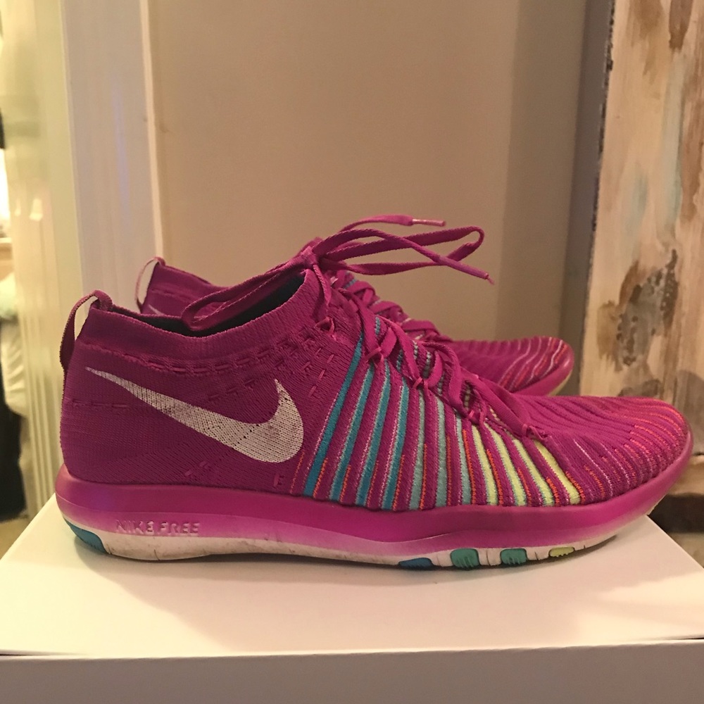 Nike Transform Flyknit Women’s Running Shoe